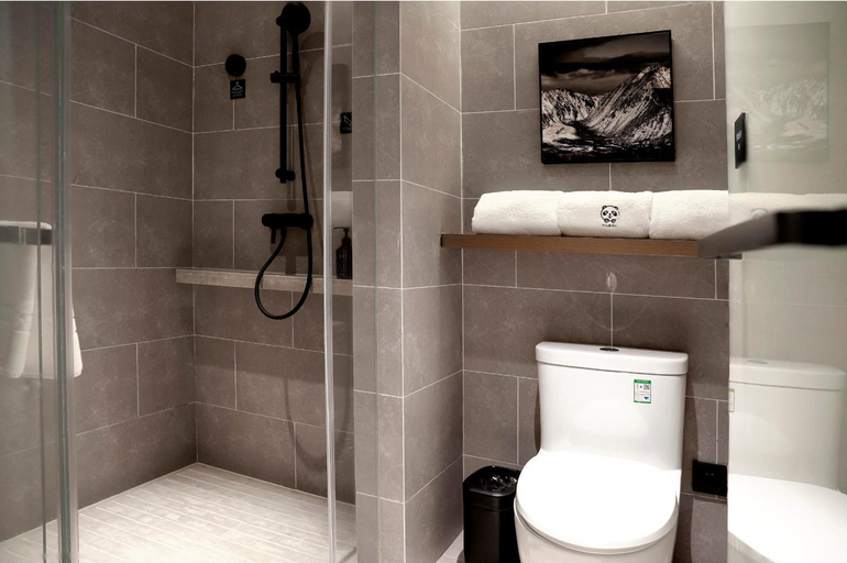 Bathroom 3, Atour Hotel ( Yin'an Street Luqiao District Taizhou ), Taizhou