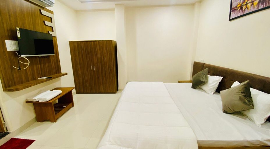 Room 5, Maa Kripa Hotel, Ujjain