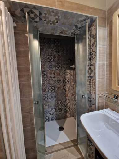 Bathroom 5, Chez Luna Cozy Next to Termini Rome, Rome