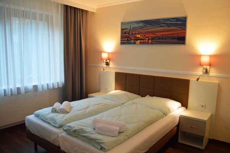 Bedroom 4, G&H Hotel Rosengarten, Harburg