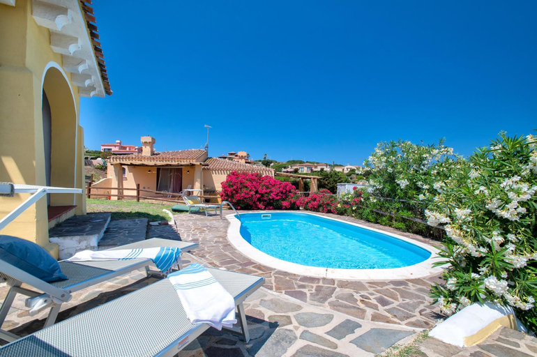 Others 2, Villa Azzurra, Sassari