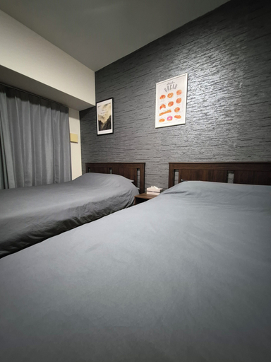Room 4, HK House, Osaka
