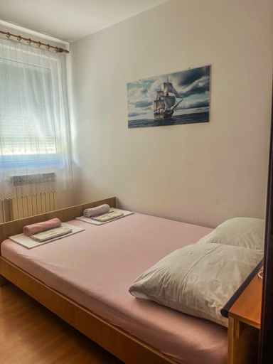 Bedroom 2, Apartmani Misak, Nin