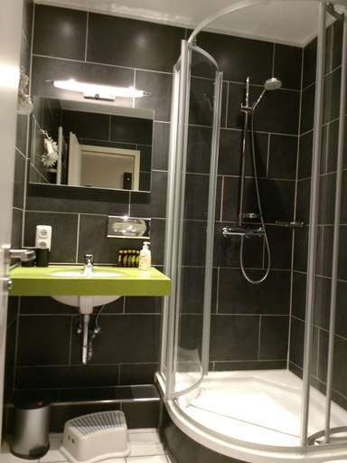 Bathroom 5, Achtert Diek, Wittmund