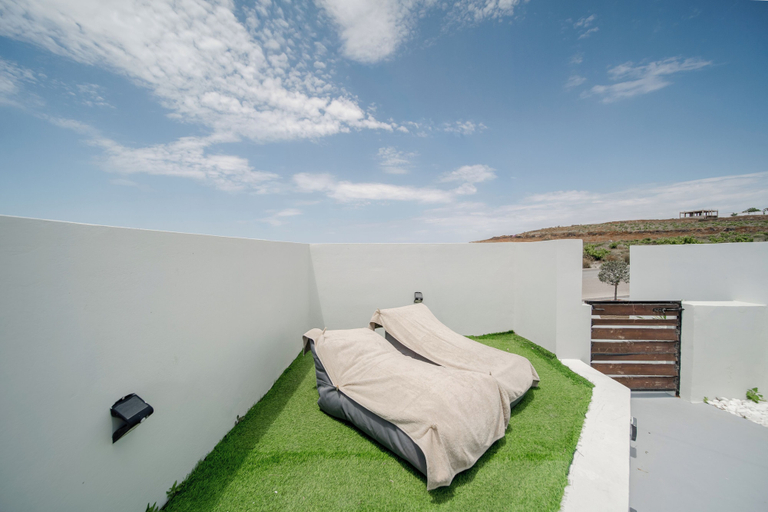 Terrace/patio 3, Caldera's Elements, South Aegean