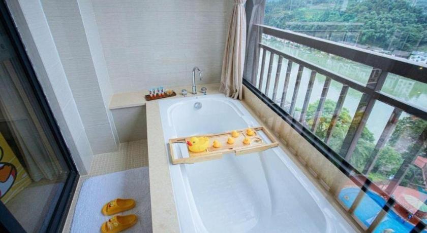 Bathroom 4, Liuzhou Sanjiang Dongxiang Hotel, Liuzhou