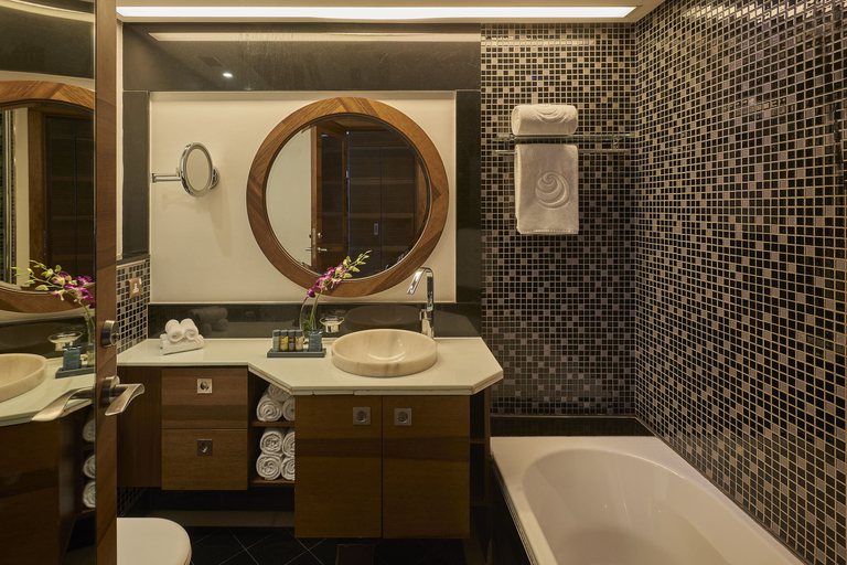Bathroom 4, Safir Fintas Kuwait Hotel
