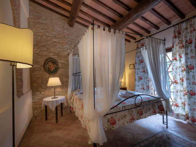 Bedroom 5, Apartment in Chianti With Pool ID 450, Siena