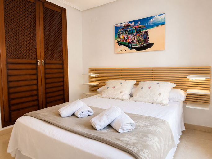Room 4, Beach & Pool Av Mancha, Alicante