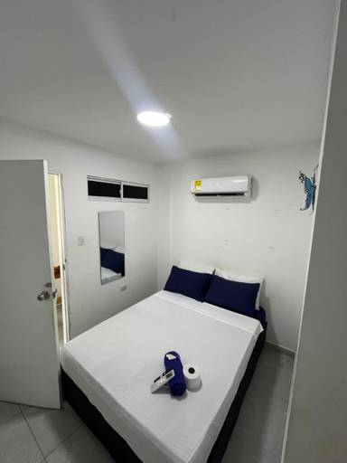 5, Santa Marta Vip Hotel, Santa Marta (Dist. Esp.)