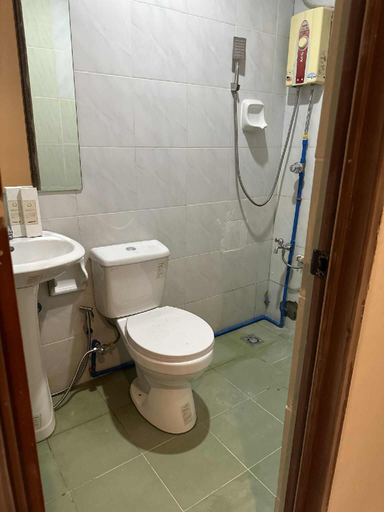 Bathroom 4, Buenas J Hotel and Spa, Bacolod City