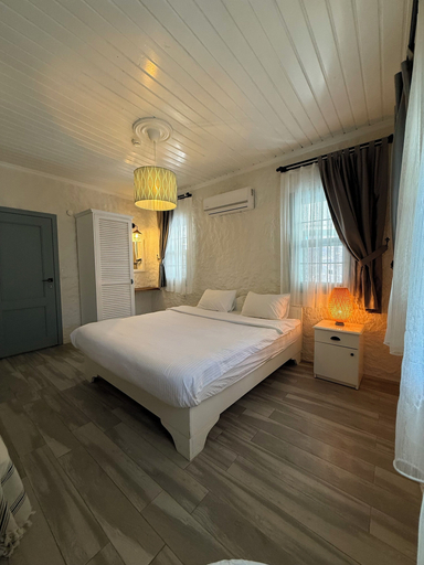 Bedroom 3, Herakles 1850 Hotel, Urla