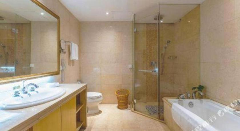 Bathroom 5, Nanchang Galactic Peace International Hotel, Nanchang