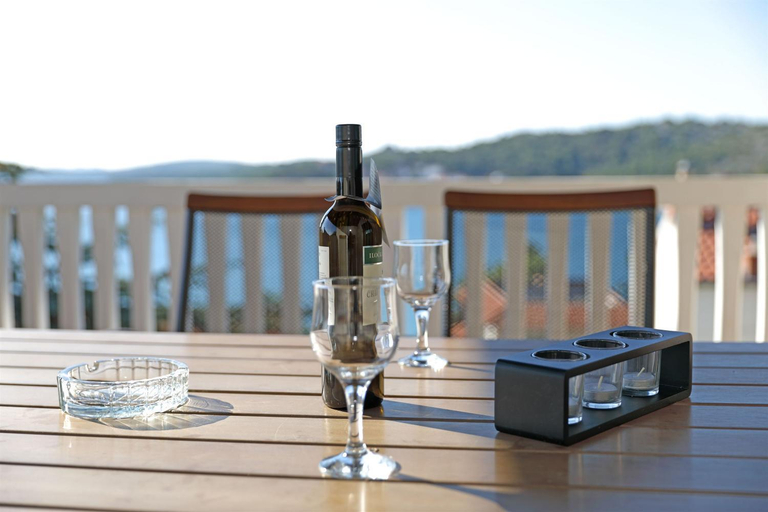 Food & Drinks, Apartments Snjezana, Tisno