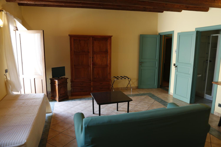 Others 5, La Fontanella, Syracuse