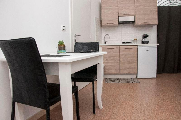 Others 5, Bell'House Milazzo, Messina