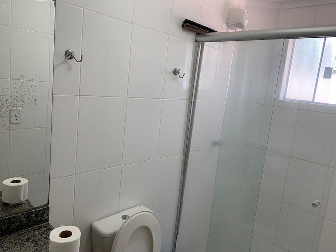 Bathroom 3, Lacqua DiRoma II Via Caldas, Caldas Novas