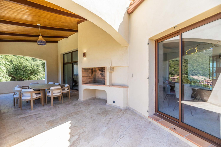 5, Villa Excelsior in Porto Ota, Corse-du-Sud