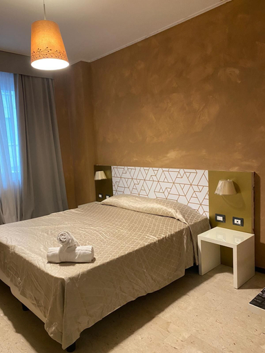 Room 2, Hotel Link Rho - JCUBE HOTELLERIE, Milano