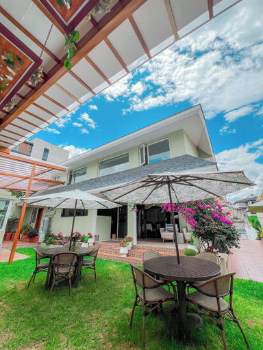 Exterior & Views 2, CASA HIDALGO ECUADOR, Quito