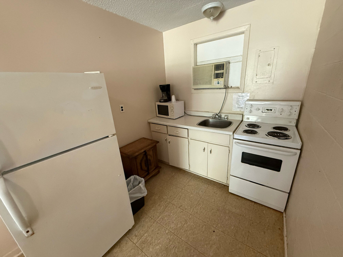 Others 5, COUNTRY INN MOTEL, Haldimand-Norfolk