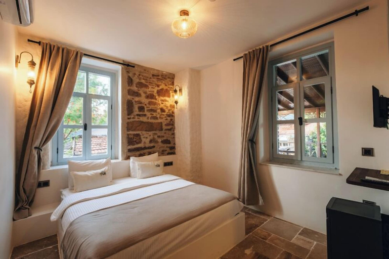 Bedroom 4, Herakles 1850 Hotel, Urla