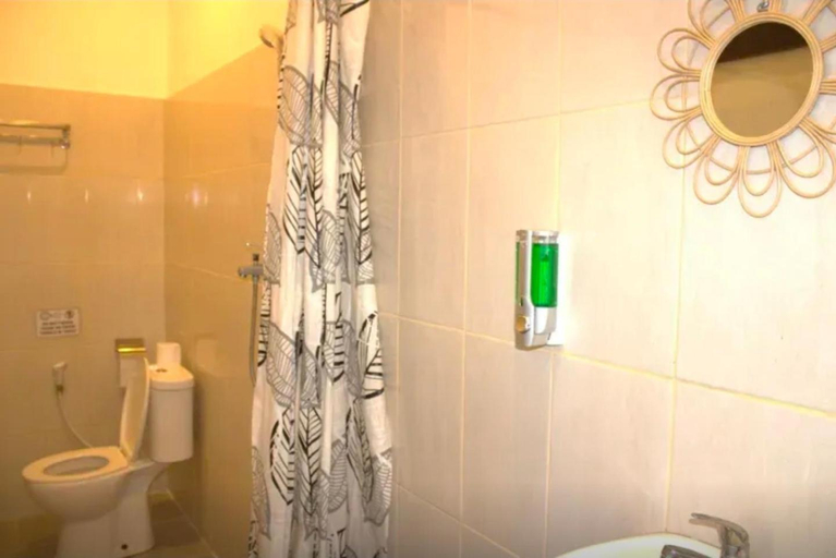 Bathroom 4, Ceria House Ungasan Uluwatu, Badung