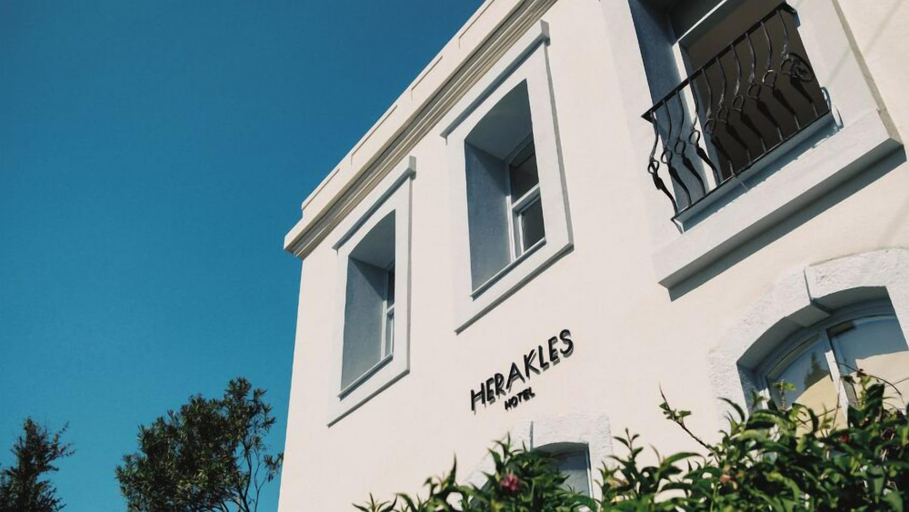 Exterior & Views 1, Herakles 1850 Hotel, Urla
