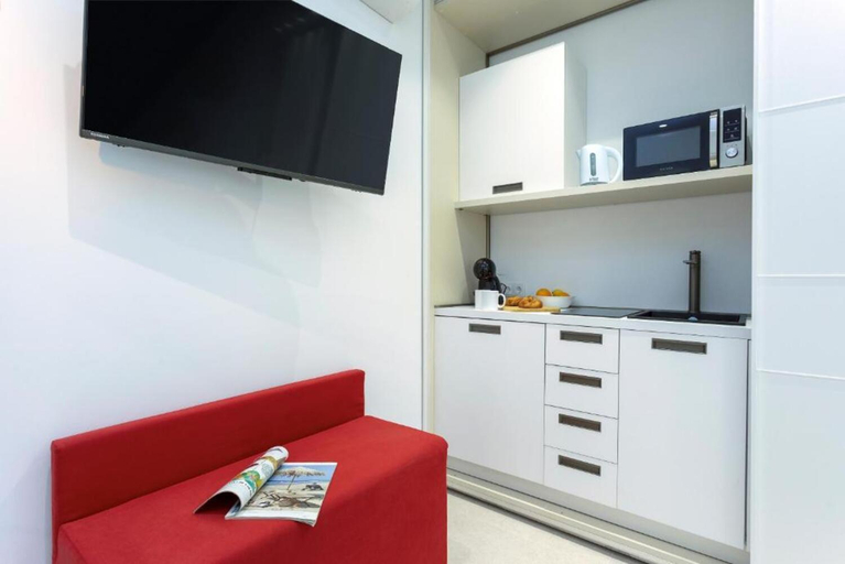 Others 3, Acogedor estudio en Puerto Banus by Rent Me, Málaga