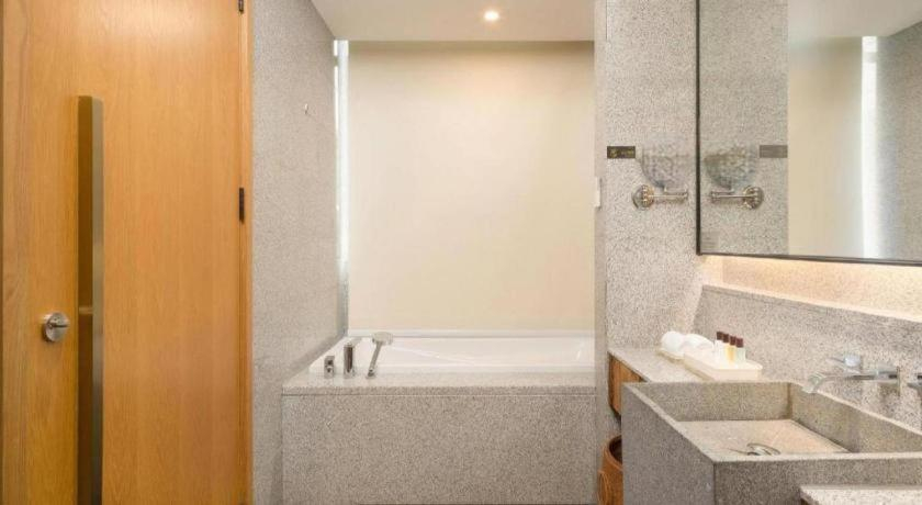 Bathroom 4, Starry Hotel, Shenzhen