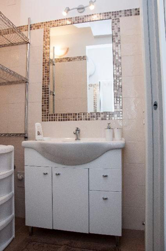 Bathroom 3, Bell'House Milazzo, Messina