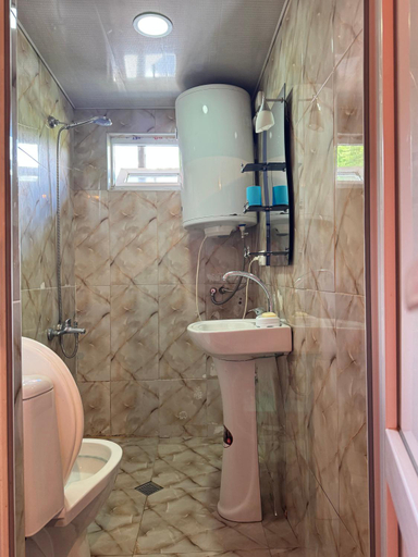 Bathroom 4, Guesthouse Natalie, Mestia