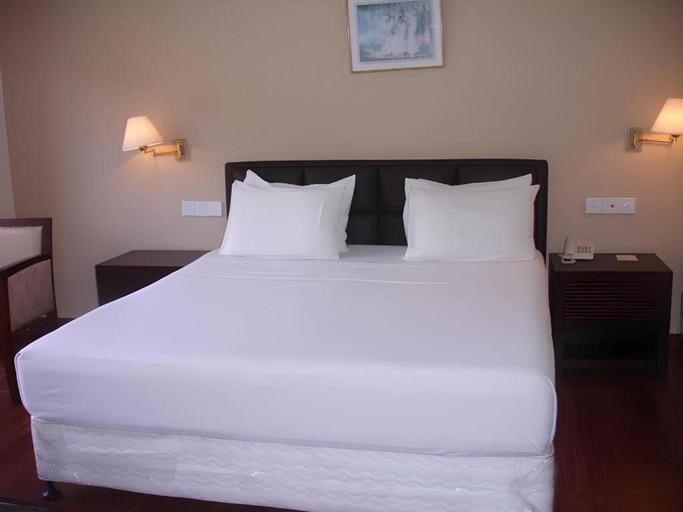 Bedroom 3, Devon Hotel, K.F.G. & G. Korale