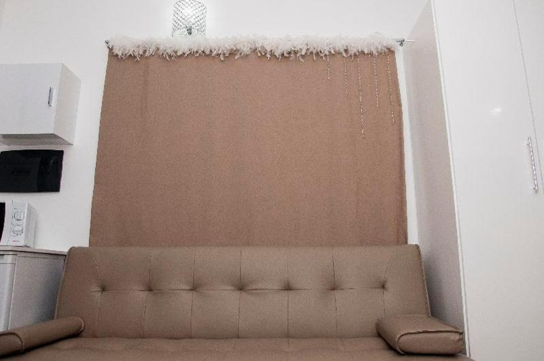 Others 5, Bell'House Milazzo, Messina