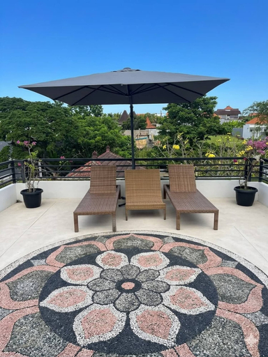 Property grounds 5, 3 BR, 250 Sqmt villa, Terrace, 10 min Finns, Badung