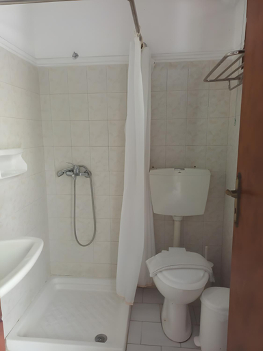 Bathroom 3, Hotel Orama, Central Greece
