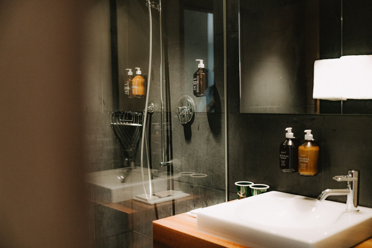 Bathroom 4, OVERLOOK Lodge by CERVO Zermatt, Visp
