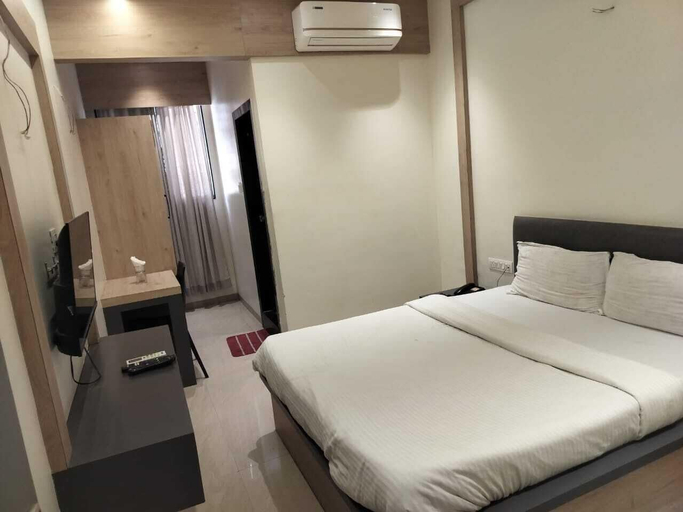 Room 2, Hotel Radhika, Latur