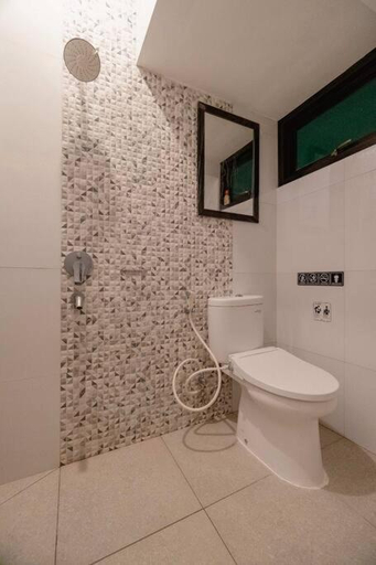 5, Asri Panderman Villa J-1, Malang