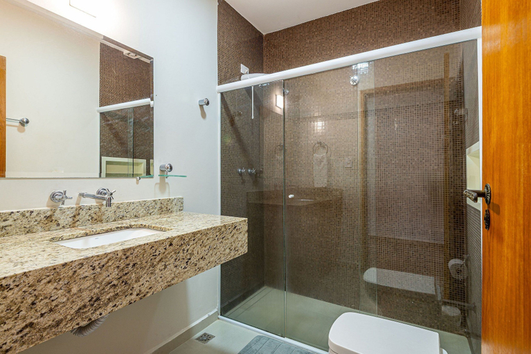 Bathroom 3, Fazenda Realeza, Pedra Bela