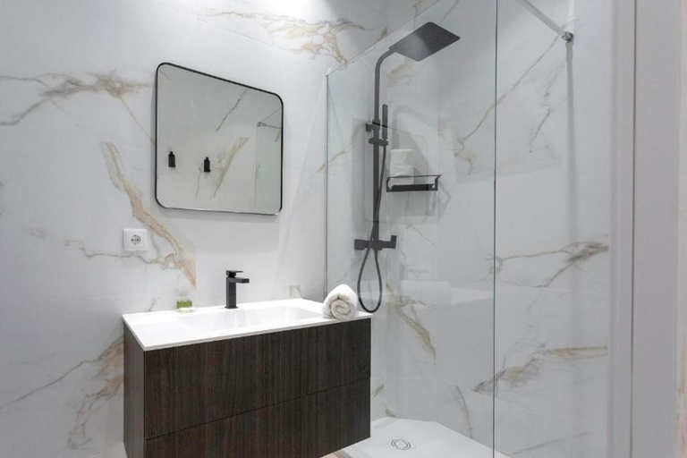 Bathroom 5, Acogedor estudio en Puerto Banus by Rent Me, Málaga