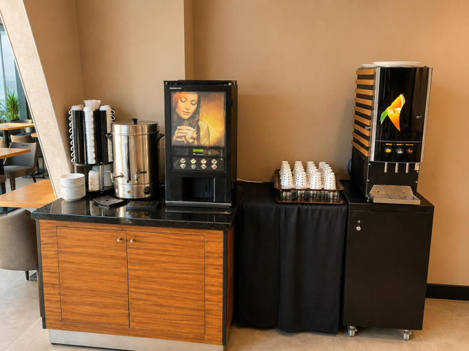 Food & Drinks 5, Liv City Hotels Basın Ekspres  , Bağcılar
