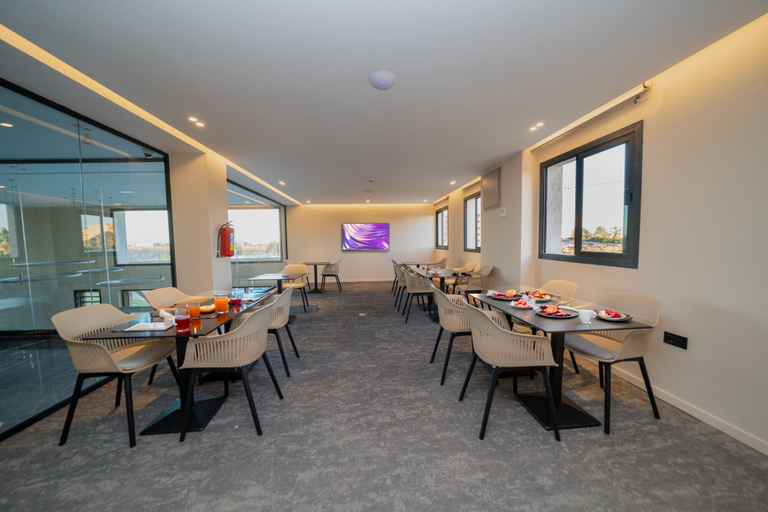 Food & Drinks 5, Citadines Almaz Casablanca, Casablanca