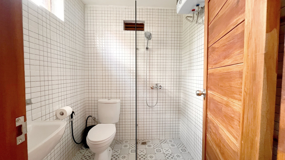 Bathroom, Bacana Bungalows, Badung