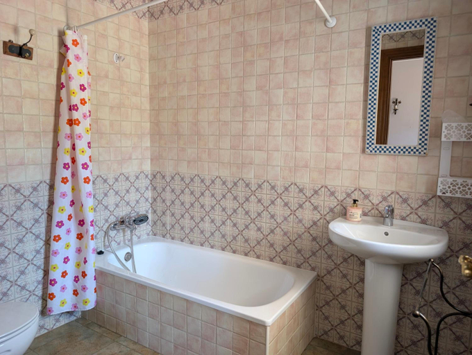 Bathroom, Hotel Restaurante Casa Marchena, Jaén