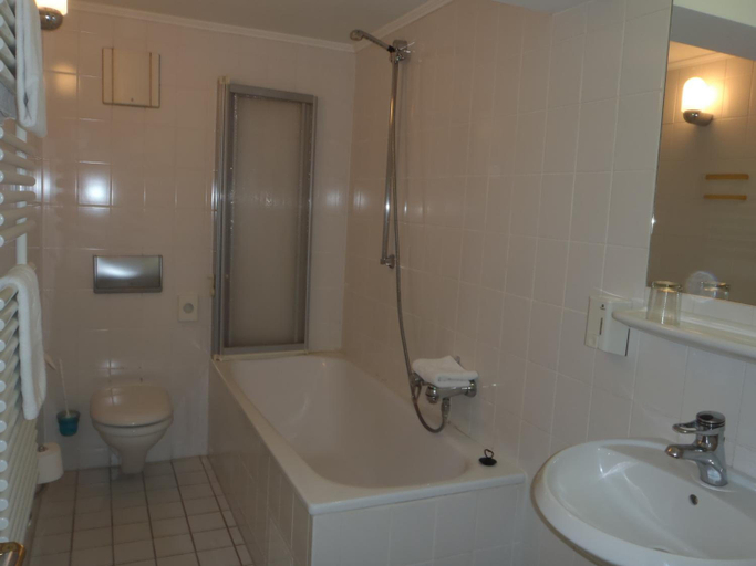 Bathroom, Hotel Am Buschkrugpark, Berlin