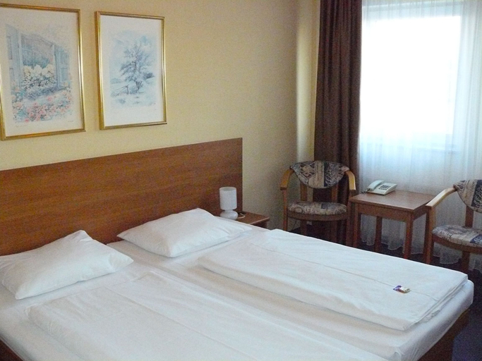 Bedroom 5, astral Inn Hotel Leipzig, Leipzig