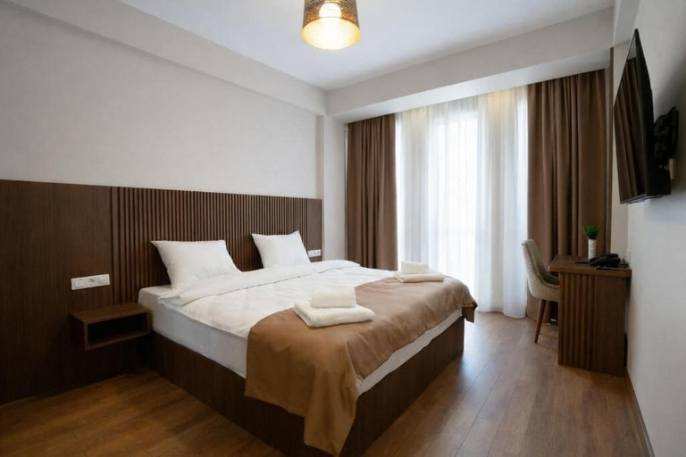 Room 1, Hotel Tiflida, Tbilisi