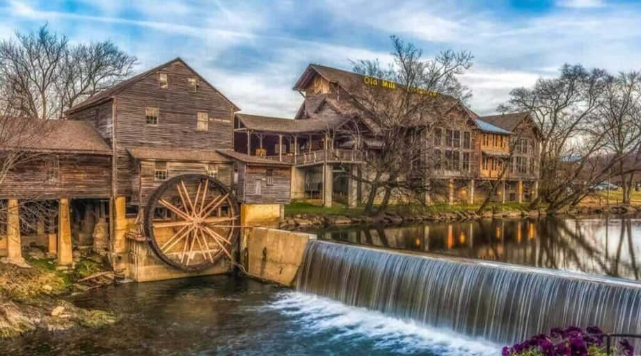 Exterior 4, Z - Walden's Creek Lodge, Sevier