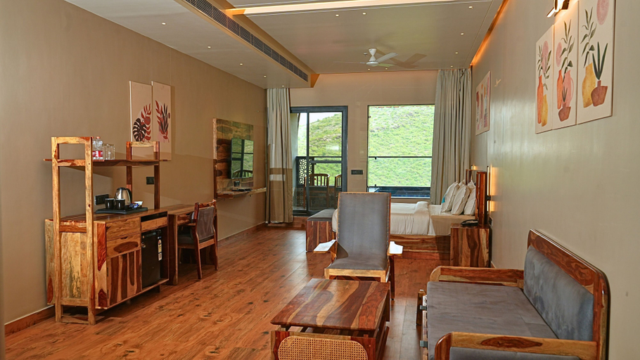 Food & Drinks 5, The Divine Hills Resort | Suites with Private Pool | Near IIM Udaipur, Udaipur